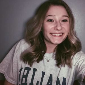 Meet your Posher, Claire